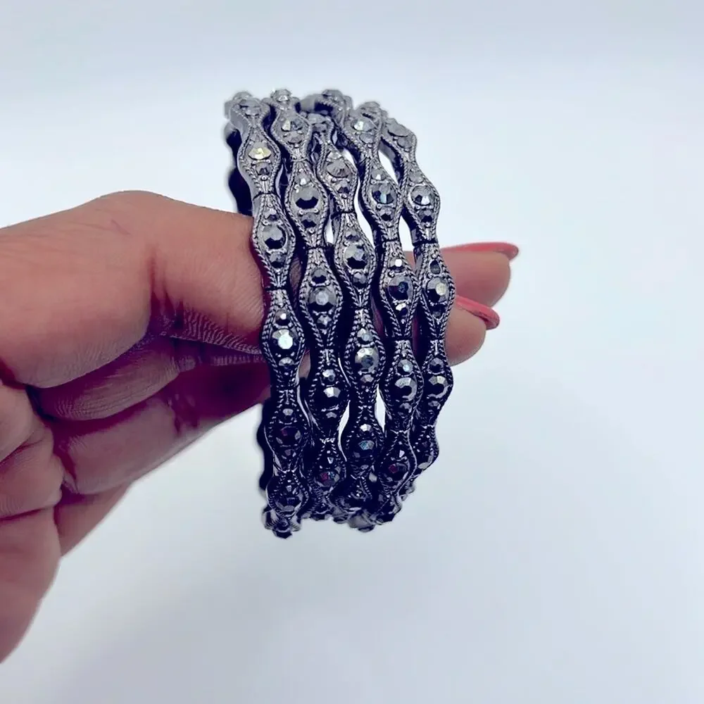 Elegant Geometrical Wrap Gunmetal Silver Bangle Wrap Around Expandable Bracelet